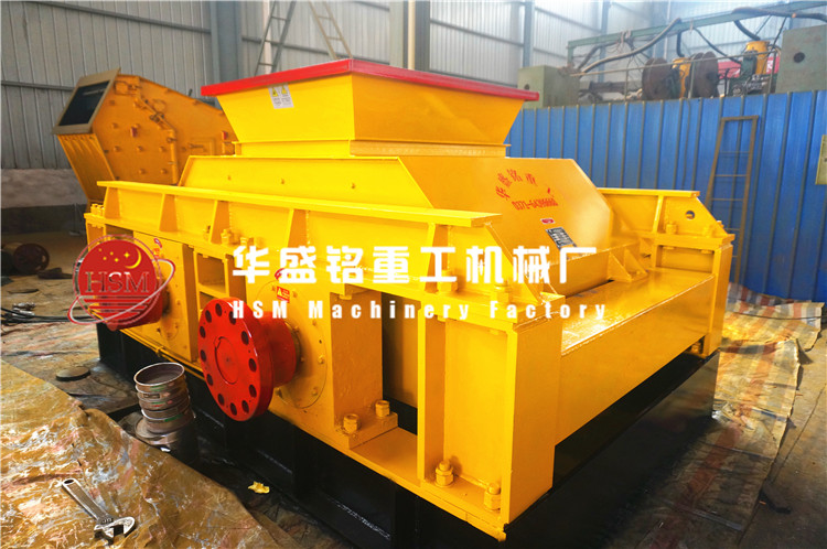 大型液壓對(duì)輥破碎機(jī)