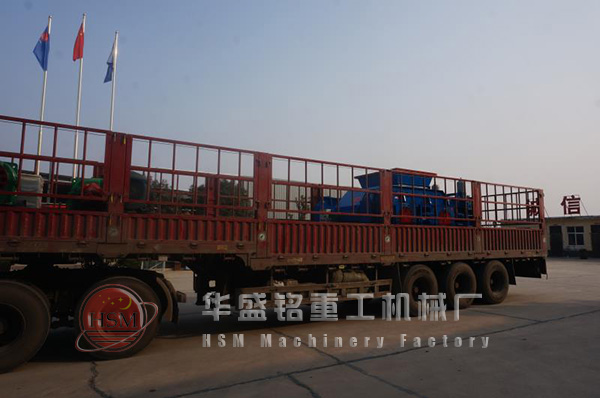 2PGY1212對輥破碎機裝車發(fā)往廣西